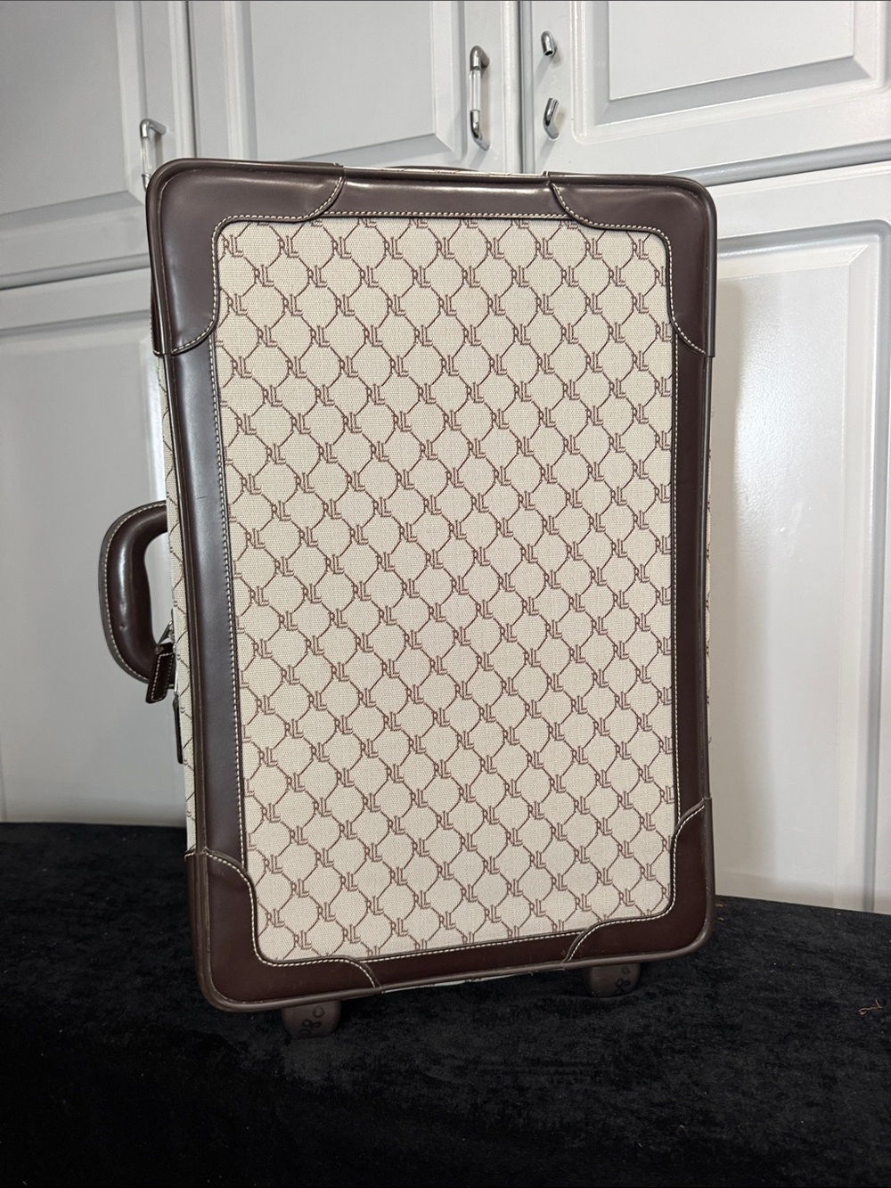 Lauren Ralph Lauren Luxury Brown & Cream Monogram Carry Case